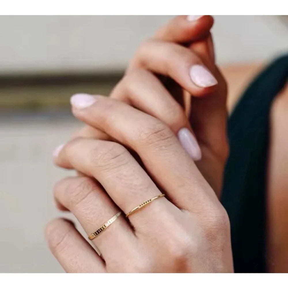 NEW Women's Dainty 14k Gold Plated S925 Black‎ Melee Diamond Ring Size 6